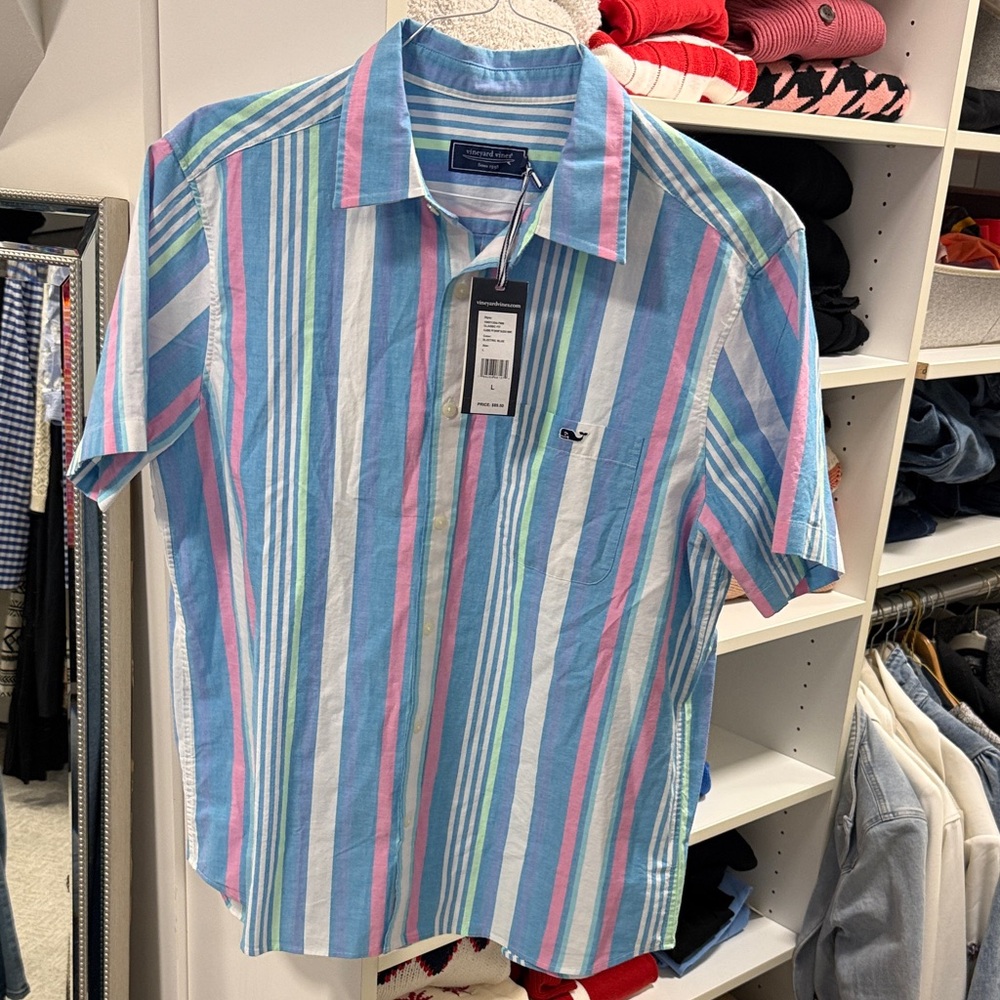 Vineyard Vines Men’s Striped Short-Sleeve Button-Up. NWT. Size L.